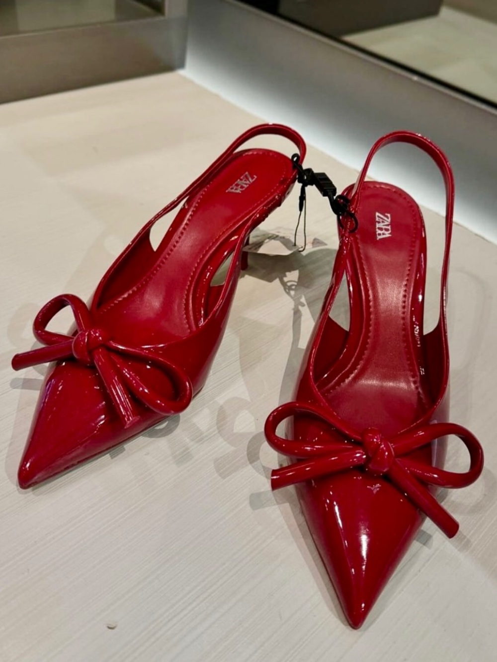 ZARA CANDY APPLE RED PATENT KITTEN HEELS NEW WITH TAGS SIZE 7.5